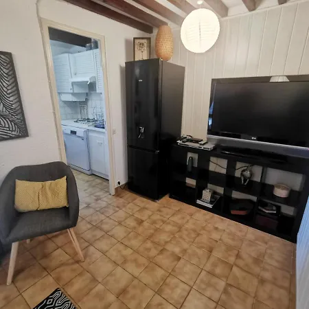 5014 Paradores 46 * Agde